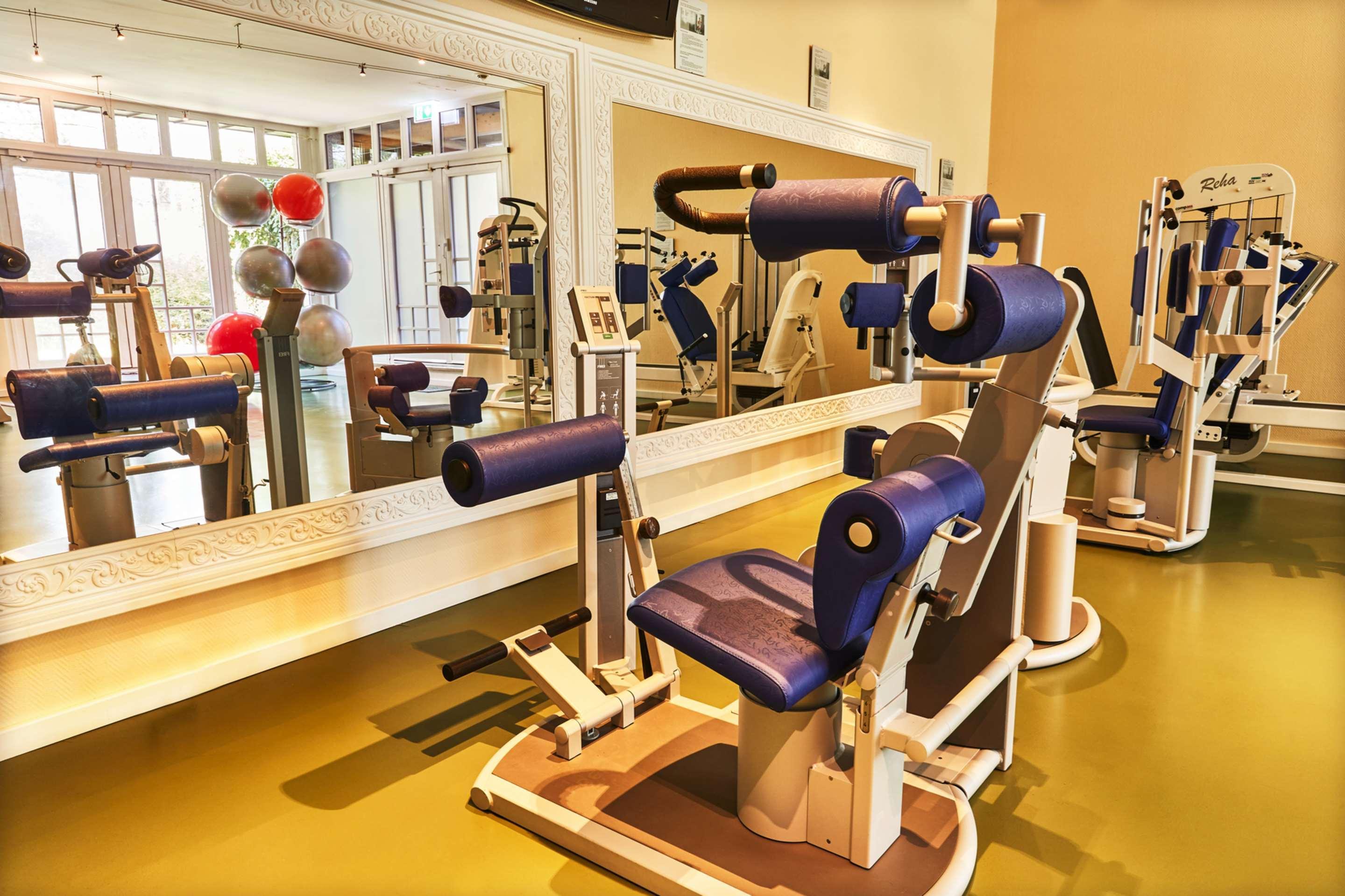Steigenberger Hotel & Spa Bad Pyrmont Luaran gambar A typical gym