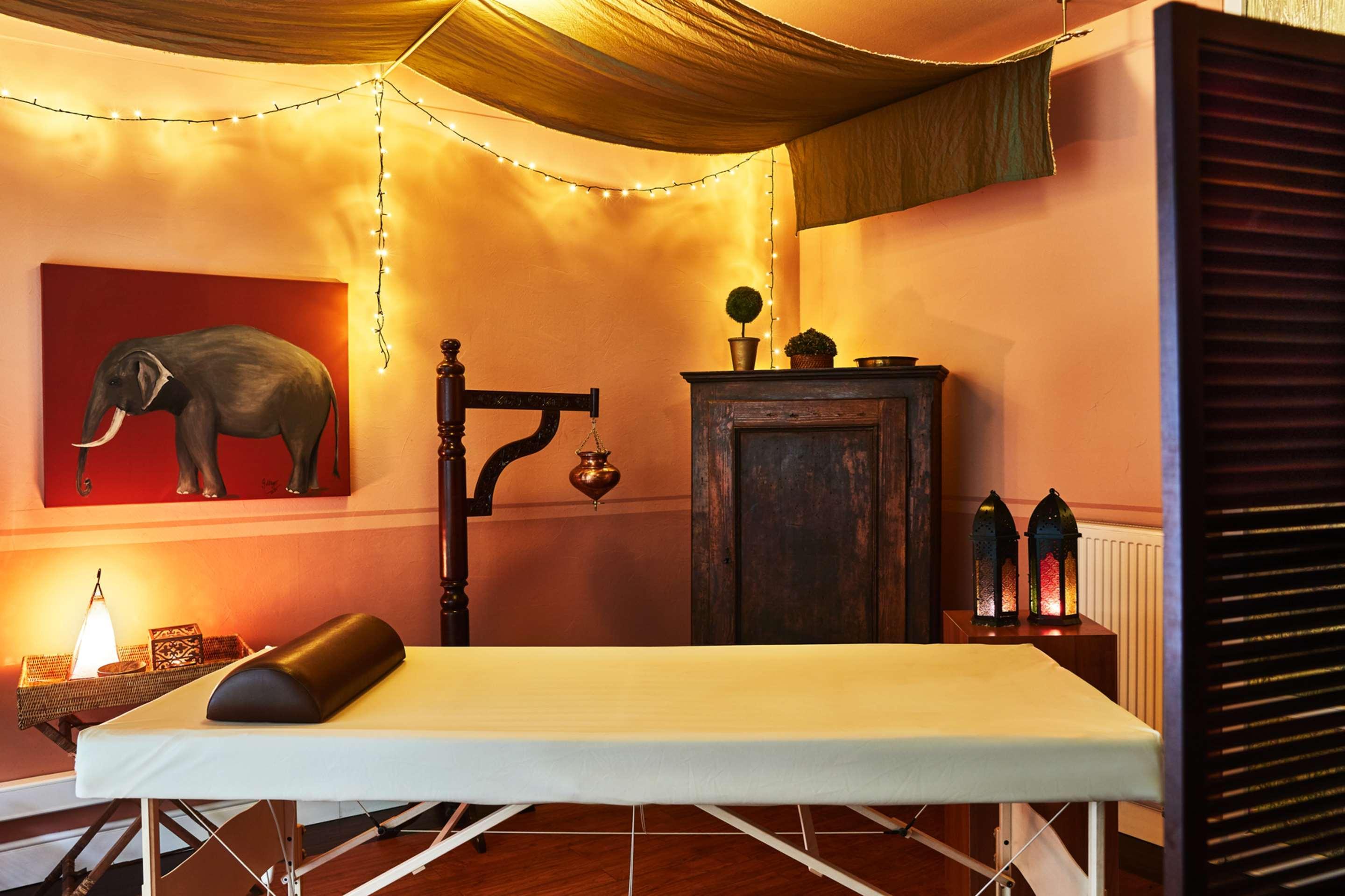 Steigenberger Hotel & Spa Bad Pyrmont Luaran gambar Massage table