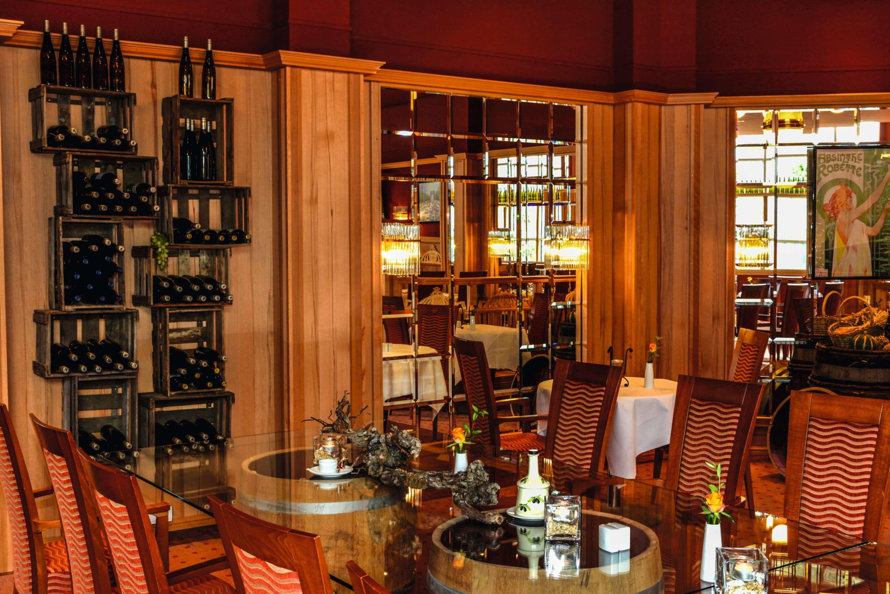 Steigenberger Hotel & Spa Bad Pyrmont Luaran gambar The interior of a restaurant